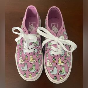 Girls’ llama print Van sneakers